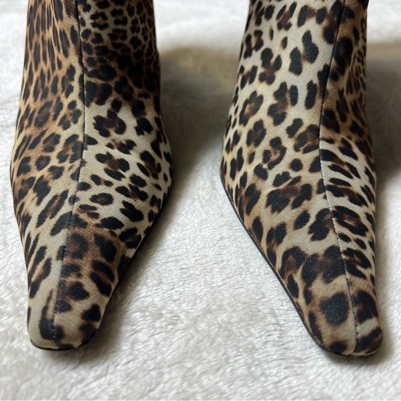 Linea Paolo Size 7.5 Bootie Stiletto Heel Leopard Print Zipper Close Pointed Toe - Picture 3 of 13